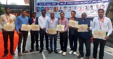 Six teachers received honor in Lucknow