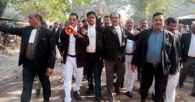 Demonstration of lawyers in protest against Gram Nyayalaya